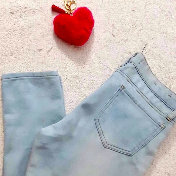 Ardene Super Dr Lux Soft Jeans - Picture 7 of 12